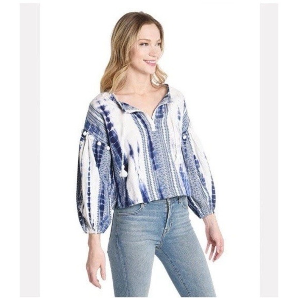 $268β Saylor Dorothea Top Boho Crop Tie Dye Tie V Blue White M Pom Pom Puff NEW